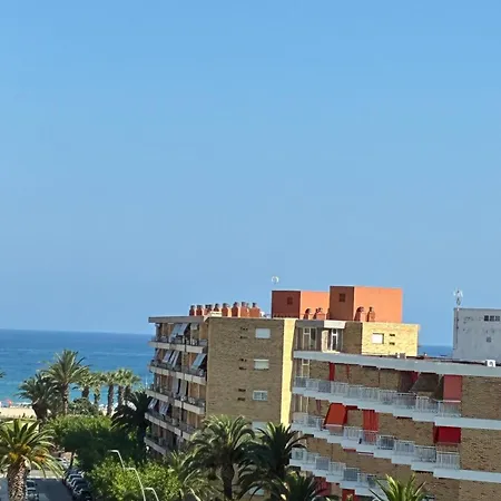 In La Pineda- Dorabeach Daire *